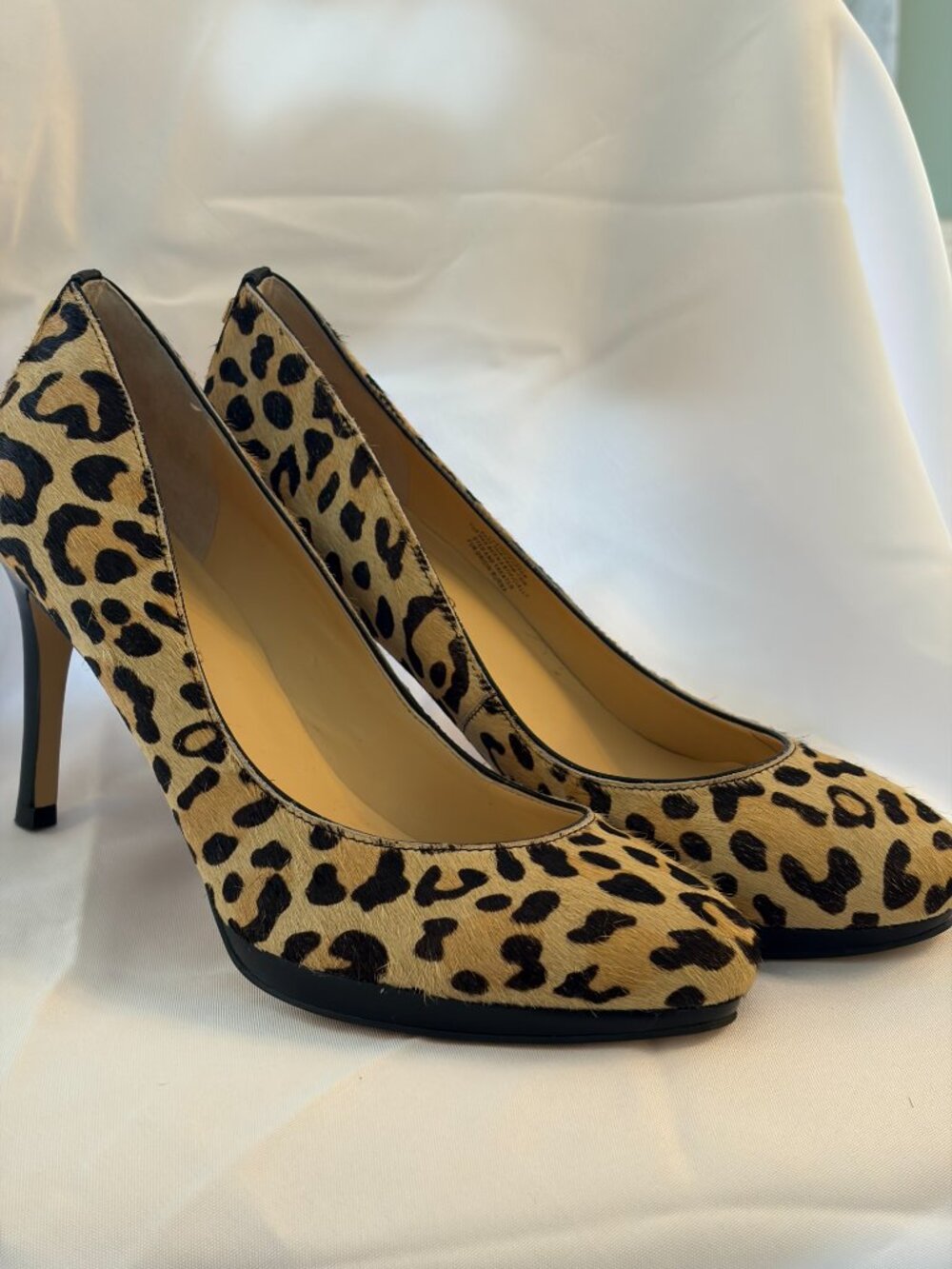Ivanka Trump Cheetah Pumps Heels Size 8 1/2